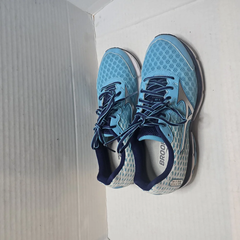 Women‎ Blue and White Shoes
